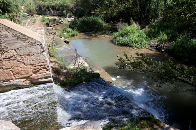 The irrigation channels of the Vega de Valencia: a living water heritage